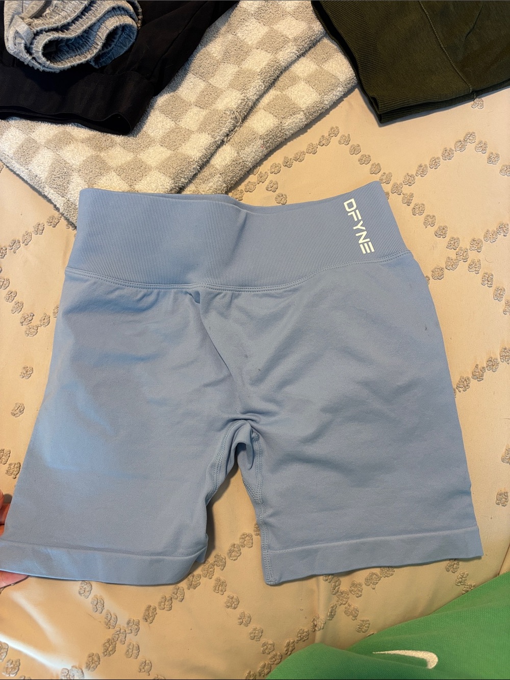 Dfyne shorts